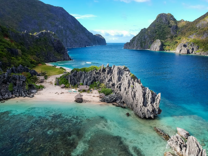 A Food Lover's Guide to Flores: 8 Must-Try Local Dishes